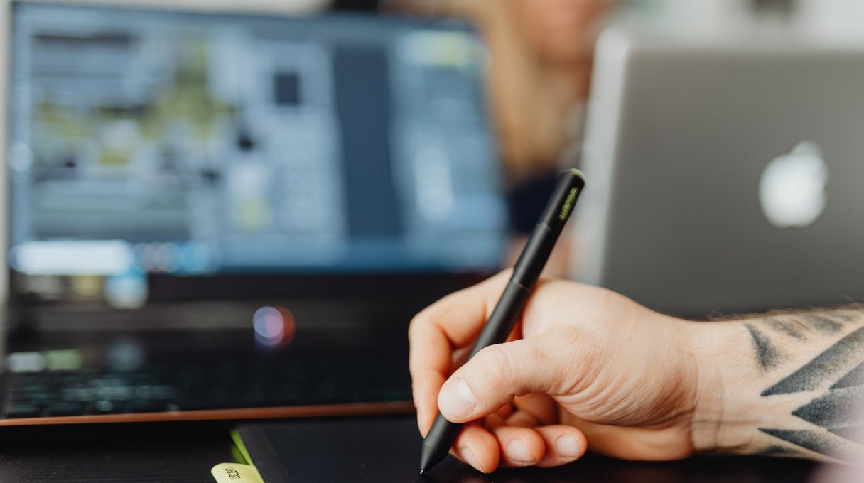 Un flujo de trabajo honesto para estudios que ya producen contenido inmersivo